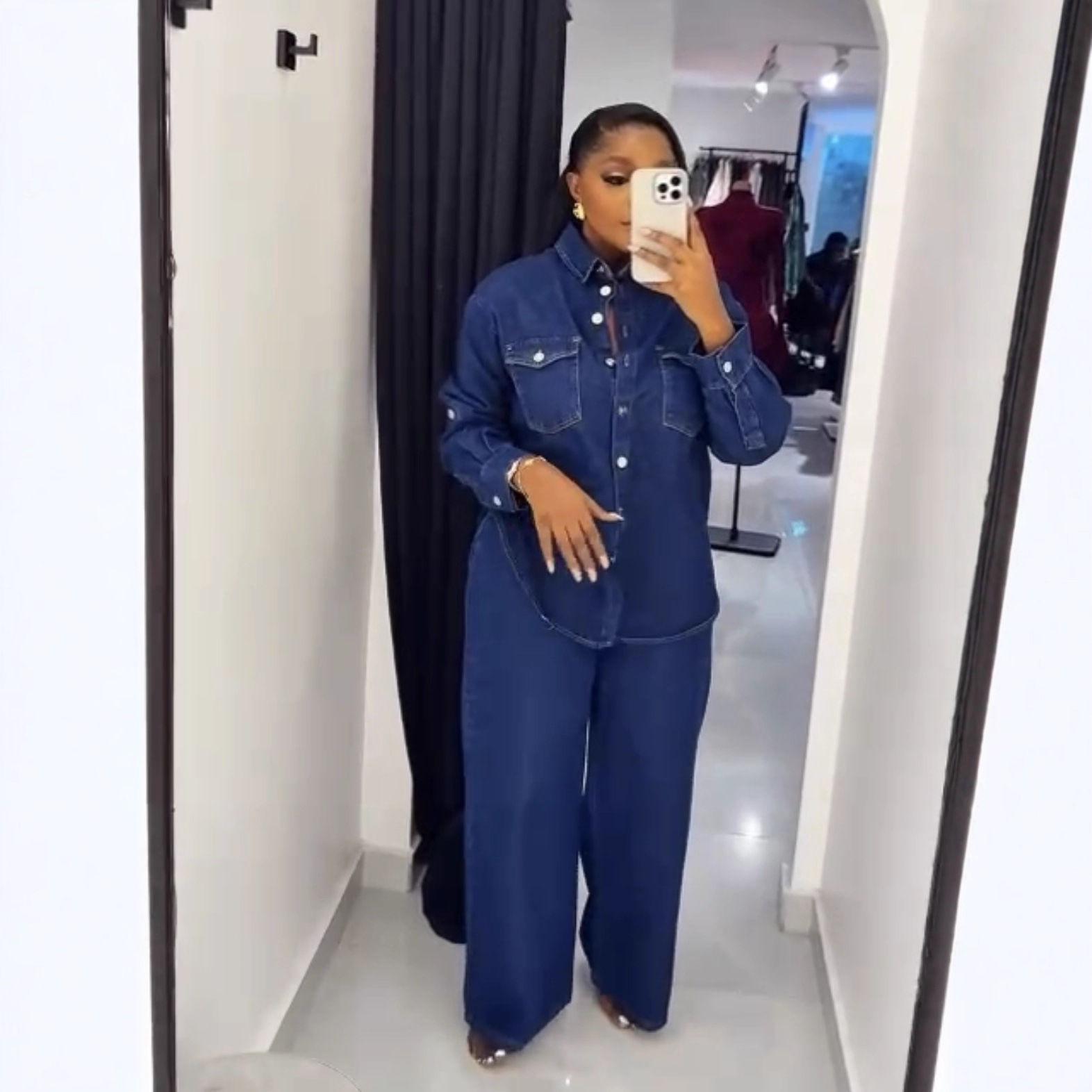 طقم جينز نسائي من قطعتين: قميص - مراجعة Street Fashion Jeans Women وسعره