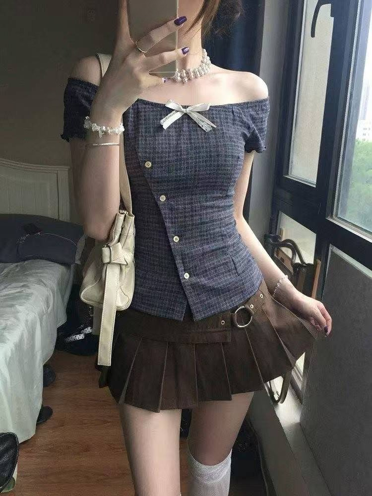 بلوزة نسائية بتصميم كشكشة ريتر - مراجعة Street Fashion In Japan وسعره